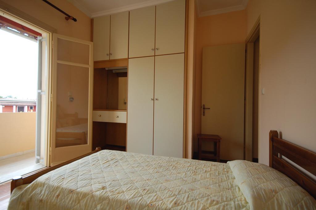 Dominoes Apartments Corfu  Chambre photo